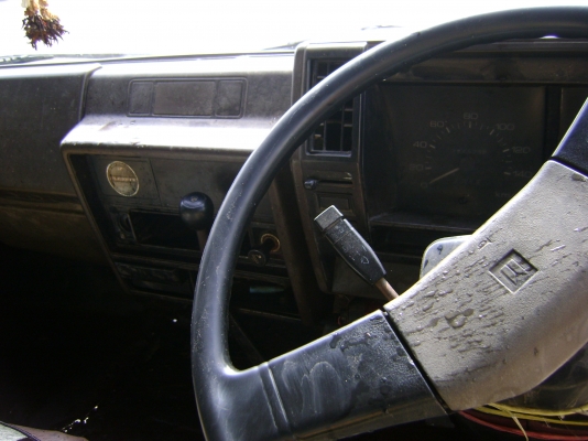 ขายรถ 6ล้อ NPR 115 แรง รถห้างแท้ เครื่องดี คัชชีต้องไปเก็บบ้าง หัวรอบนอกบางเดิม ขายตัดไปเลยครับ สภาพตามรูปเลย