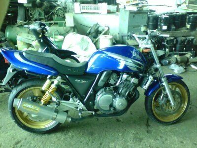 CB400 อินวอย