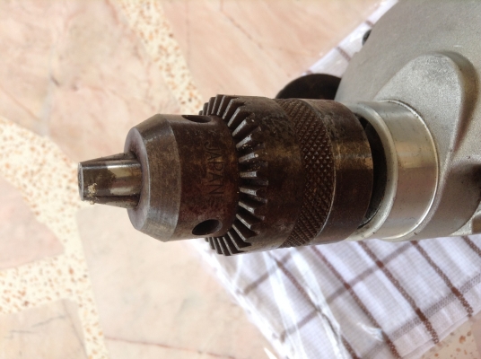 ขายสว่าน Makita ขนาด 4 หุน รุ่น 6301