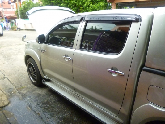 ขายถูกมากๆ! โตโยต้า วีโก้ ปี2009 สนใจติดต่อ คุณ นุ 089 458 2337