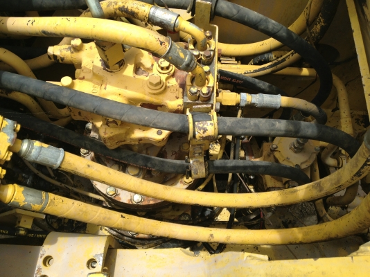 ขาย PC 210-6E เครื่อง 6D95 1,390,000บาท ขาย PC 210-6E เครื่อง 6D95 1,390,000บาท