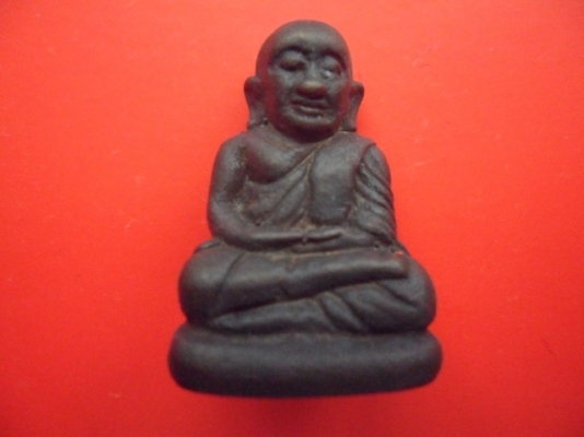 หลวงพ่อเงิน วัดบางคลาน พิมพ์นิยม เนื้อเหล็กน้ำพี้ รุ่นมงคลมหาลาภ 51