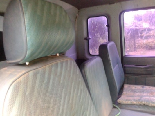 ขายรถ 6 ล้อดั้ม ISUZU FSR32F  195ยาง เอกสารพร้อมโอน