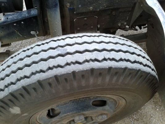 ขายรถ 6 ล้อ NKR130 ยาว4.5เมตร เอกสารพร้อมโอน