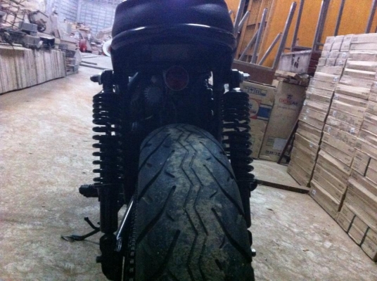 ัyamaha xj 400  คาบู xjr ขาย 35000  หรือแลก
