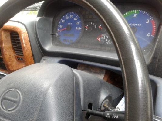 ขายรถ 6 ล้อ mega รถสวยพร้อมใช้งาน เอกสารพร้อมโอน