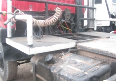 ขายหัวล้อหัวลาก Mitsu FN627 260 แรง ปี48 Uro2 พร้อมใช้ โทร 088-4501277