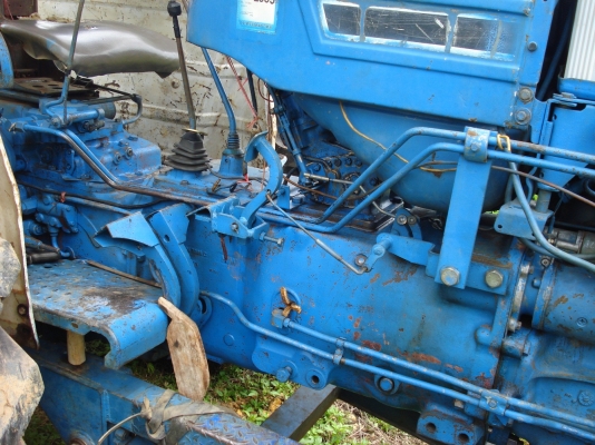 ฟอร์ด6600 พร้อมใบมีดและผานพรวน ฟอร์ด6600 พร้อมใบมีดและผานพรวน