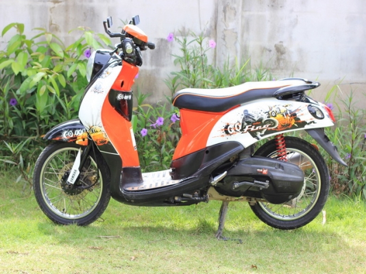 ขาย Yamaha Fino ปี 2554 รถวิ่ง 5,xxx กิโลเมตร ทะเบียน