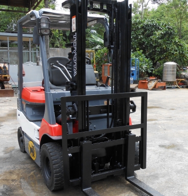 ขายรถยกไฟฟ้า TOYOTA 7FB15  เก่านอกทำสีใหม่