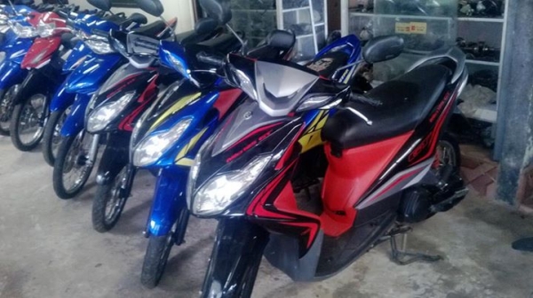 ขายมอเตอร์ไซค์ทุกรุ้น และอะไหล่มอเตอร์ไซค์ทุกชนิด ราคาถูกครับ