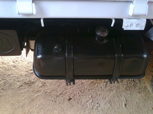 ขาย..สิบล้อเพลาเดี่ยว HINO FL 1J รถปี 48 แบบกระบะเหล็กดั้มได้ รถสวย มีแอร์ มีทะเบียนครบ.