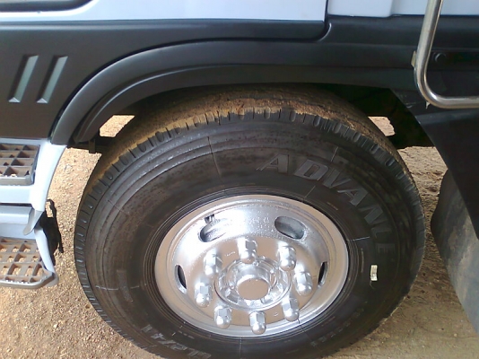 ขาย..สิบล้อเพลาเดี่ยว HINO FL 1J รถปี 48 แบบกระบะเหล็กดั้มได้ รถสวย มีแอร์ มีทะเบียนครบ.