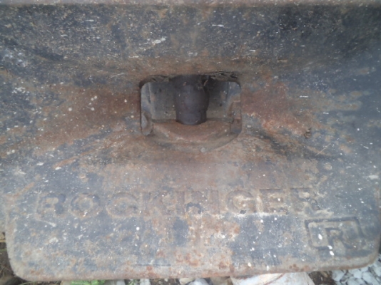 ลำโพงต่อลูกพ่วง รุ่น Rockinger ตัดมาทั้งแท่นเลยครับราคา 12000