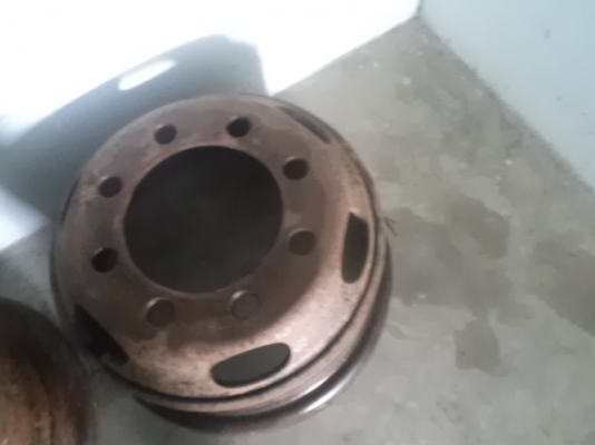 กะทะ หกล้อ ขอบ 20 นิ้ว ราคา ขายเป็นคู่ 2500