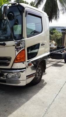 ขายรถ 6 ล้อ MEGA(หัวตรงรุ่น10ล้อ)  230 HP  turbo  commonrail series 500