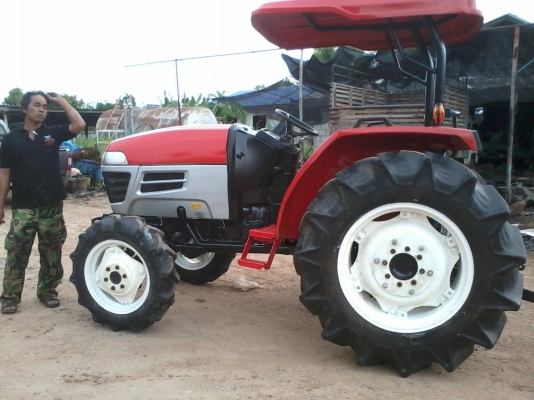 ขายไม่แพง ยันมาร์ 45 แรงรถดีๆ ใช้งานน้อยๆ 1869ชม.โทร 081-0745778 ลุงโหนกรับสาย