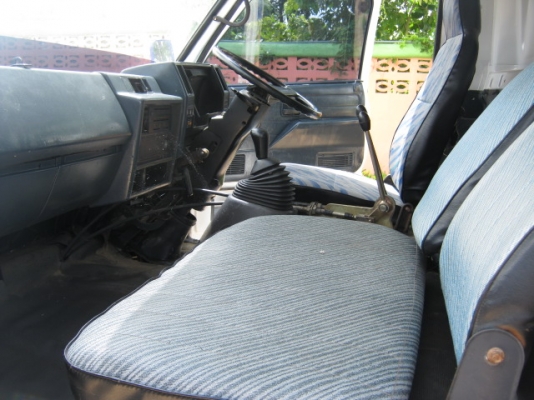 อีซูซุNPR-59L ดั้มจดทะเบียน ปี 39 โทร คุณเฉลิม 0836272571 กำแพงเพชร