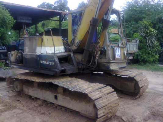 ขาย komatsu pc120-3ซีเรียล21xxx กับ เทเลอร์หัวยาว 1เพลา สภาพสวยพร้อมใช้ ติดต่อได้ที่คุณอ๊อฟ พิจิตร 086-737-9991