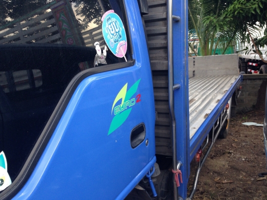 ขาย6ล้อISUZU 130ไฟทับทิม ปี46กระบะเลส รถห้างแท้ๆ ขาย6ล้อISUZU 130ไฟทับทิม ปี46กระบะเลส รถห้างแท้ๆ