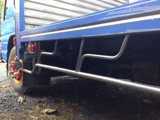 ขาย6ล้อISUZU 130ไฟทับทิม ปี46กระบะเลส รถห้างแท้ๆ ขาย6ล้อISUZU 130ไฟทับทิม ปี46กระบะเลส รถห้างแท้ๆ