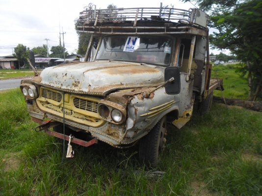 ขายถูกๆครับ รถบรรทุกแบคโฮ ISUZU หน้ายาวบรรทุก 120 เครื่อง 6 BB พร้อมใช้เอกสารใบสัญญาซิ้อขาย