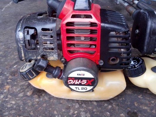 ขายเครื่องตัดหญ้าเก่าญี่ปุ่น  TL 20 สภาพพร้อมใช้ครับ