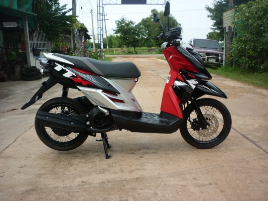 ยามาฮ่า ttx  รถเดือน กุมภาพันธ์ 56 เหมือนออกใหม่  36500 บาท