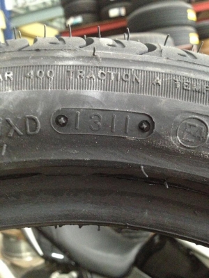 ขายยางไหม่195-50-15 เส้นละ 1450 ครับ