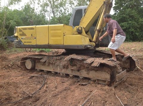 ขาย KOBELCO sk200-3 เก๋งเทา รุ่นไฟฟ้าเต็มตัว/ตัด เอกสารเล่มทะเบียนมีครับ รถใช้งานอยู่ ขาย KOBELCO sk200-3 เก๋งเทา รุ่นไฟฟ้าเต็มตัว/ตัด เอกสารเล่มทะเบียนมีครับ รถใช้งานอยู่