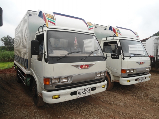 ขายด่วนHINOซุปเปอร์เสี่ย FC2W 120แรงรถตู้น้ำแข็งสแตนเลส สภาพพร้อมใช้สุดๆ ยาว4.3เมตรหรือจะถอดตู้ลงไส่ดั้มจะดีมากเลย ตู้ก็สวยจริงๆรีบเลยโทร 0843923995 0811838154 มี2คันๆละเท่ากันเลือกได้