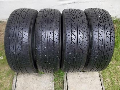 ขายยาง DUNLOP SP SPORT LM703 ปี1112(1ชุด) 195/60/15 ราคา 2,800