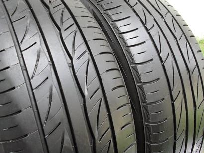 ขายยาง BRIDGESTONE AR10 ปี0212(1คู่) ไม่มีปะ 205/55/16 ราคา 2,200