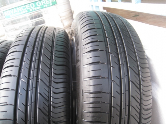 ขายล้อแม็ก Honda city ป้ายแดง 15"x 5.5" et45 4รู100 + ยางปี 13  สนใจติดต่อ เล็กคลองสามครับ (081-3747940)