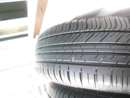 ขายล้อแม็ก Honda city ป้ายแดง 15"x 5.5" et45 4รู100 + ยางปี 13  สนใจติดต่อ เล็กคลองสามครับ (081-3747940)