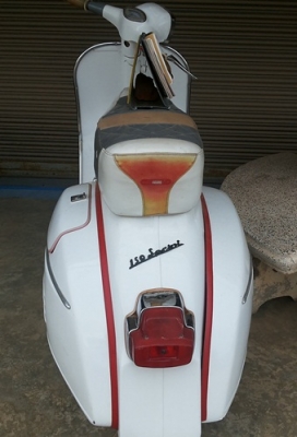 ขายด่วน 35000 Vespa sprint 150 Italy ไฟเหลี่ยม