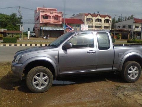 ขาย ISUZU ปี 04 คุยตรงเจ้าของ 085-4021353