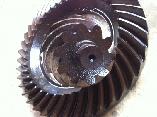 ขาย เฟืองท้ายรถ6ล้อ isuzu fbr เฟือง 10/39 ของถอดเก่านอก