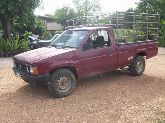 รถกระพร้อมคอกบรรทุก  ฝาแดง  BD 2500