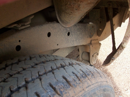 รถกระพร้อมคอกบรรทุก  ฝาแดง  BD 2500