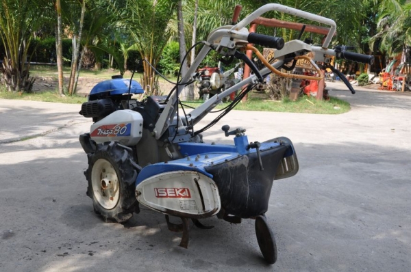 ขายรถพรวนดิน เล็ก ISEKI มีเกียร์ สวย นำเข้าจากญี่ปุ่นยังไม่เคยผ่านการใช้ในไทย 16,500 เท่านั้น