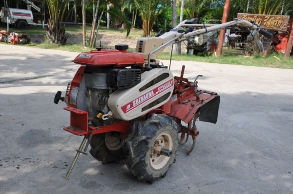 ขายรถพรวนดิน เล็ก ISEKI มีเกียร์ สวย นำเข้าจากญี่ปุ่นยังไม่เคยผ่านการใช้ในไทย 16,500 เท่านั้น