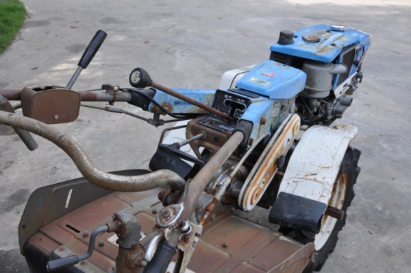 ขายรถไถ เดินตามMITSUBISHI ดีเซล 7.5แรง มีโรตารี่พรวนดินพร้อม นำเข้าญี่ปุ่น 26,000 เท่านั้น!!