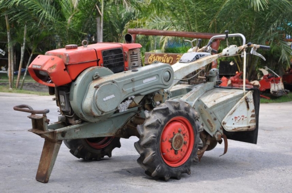 ขายรถไถเดินตามใหญ่ YANMAR 13แรง มีเกียร์ สภาพสวยเดิมจากญี่ปุ่นยังไม่เคยใช้ในไทย 45,000 บาท