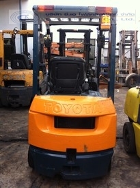 ขายรถ โฟล์คลิฟท์ TOYOTA รุ่น 7-FG15
