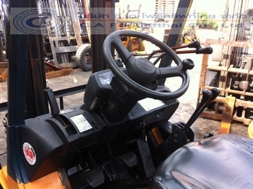 ขายรถ โฟล์คลิฟท์ TOYOTA รุ่น 7-FG15