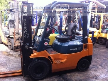 ขายรถ โฟล์คลิฟท์ TOYOTA รุ่น 7-FG15