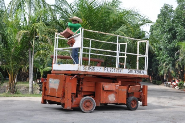 ขายรถกระเช้า สูง6เมตร เครื่องดีเซล อุปกรณ์ครบพร้อมใช้ สภาพสวยเดิมจากญี่ปุ่น 89,000บาท เท่านั้น!!