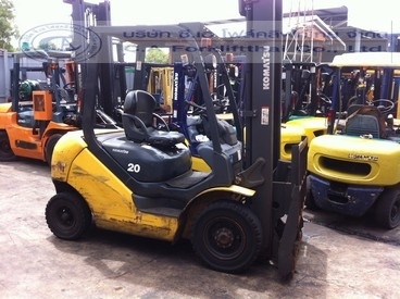 ขาย รถโฟล์คลิฟท์ KOMATSU รุ่น FD25T-17