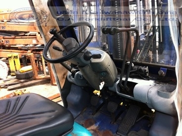 ขาย รถโฟล์คลิฟท์ KOMATSU รุ่น FG20T-12